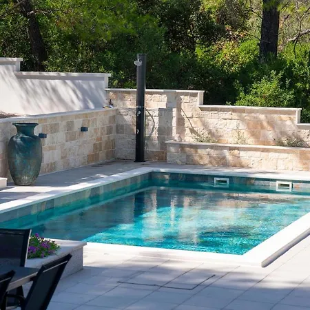 Villa L'aron Bilice