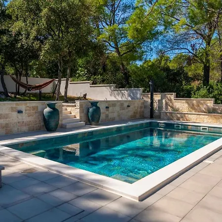 Villa L'aron *